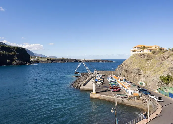 Tenohomes Oceanview With Balcony 아파트