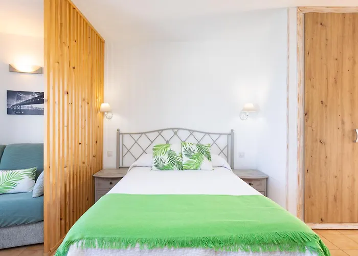 Tenohomes Oceanview With Balcony 아파트 *